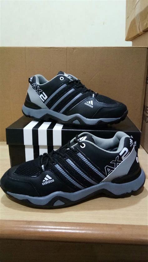 sepatu adidas pria casual|sepatu adidas fashion pria.